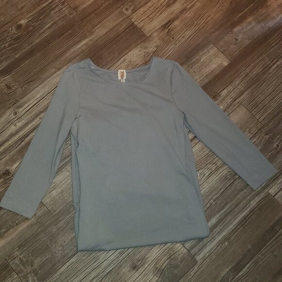 Be an Icon with my Iconoflash Fitted Dress ☺️ 😊 - Picture 4 of 6